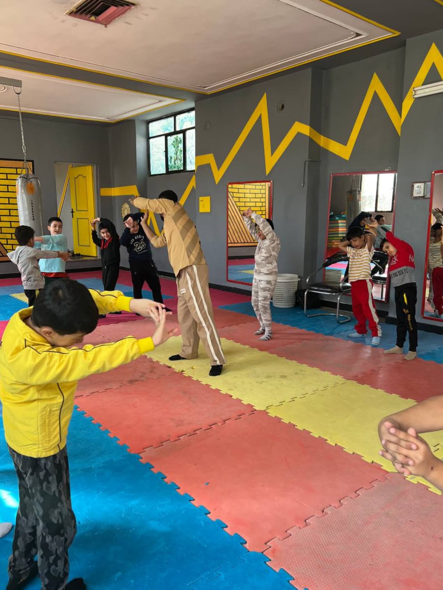 هفته تربیت بدنی ۱۴۰۴